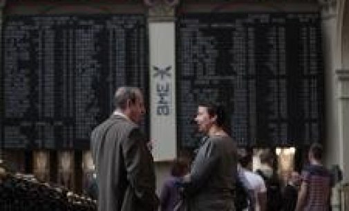 La confianza de los inversores españoles en mínimos históricos, mientras ven más lejos el final de la crisis