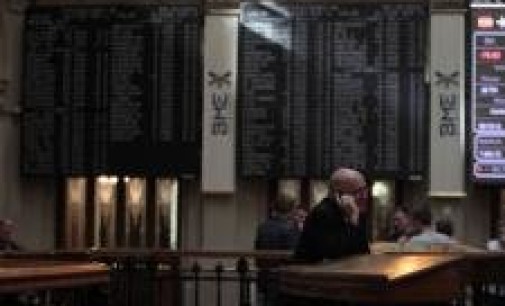 El Ibex pierde un 0,1% en la apertura con la prima de riesgo en los 360 puntos
