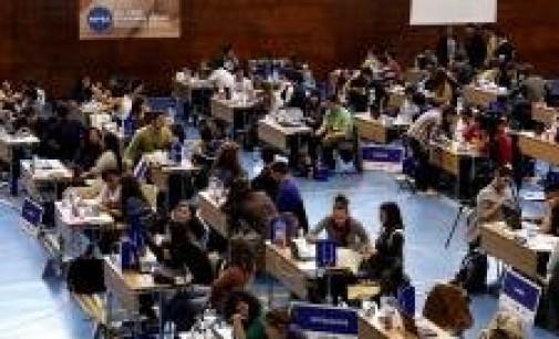 La semifinal de 'Young Business Talents' enfrenta virtualmente a más de 2.000 alumnos de toda España