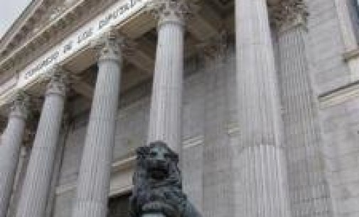 Una delegación del Bundestag examina la evolución de España con el Congreso