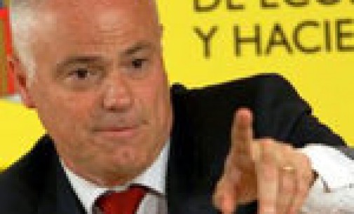 El Gobierno garantiza que España reducirá el déficit al 6%, a pesar de las dudas del FMI