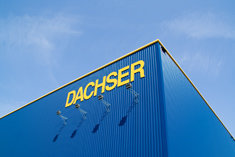 Dachser se hace con la española Azkar