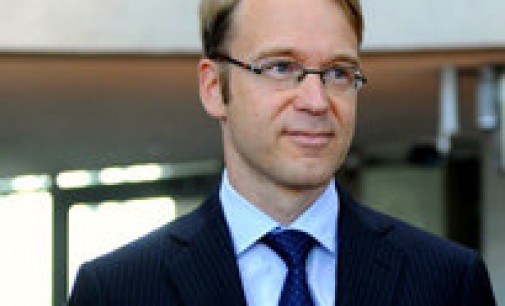 El presidente del Bundesbank insta a España a solicitar el rescate como país