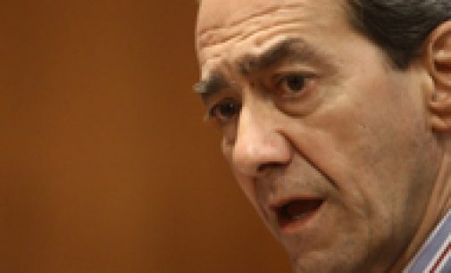 González Páramo reivindica la «calidad técnica» del equipo de inspección del Banco de España
