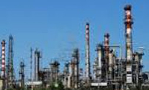 La actividad industrial en España se contrajo en noviembre por primera vez en cuatro meses