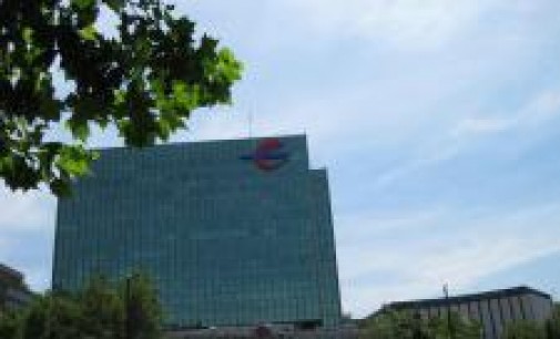 Sindicatos y dirección de Ibercaja alcanzan un acuerdo en la negociación del ERE