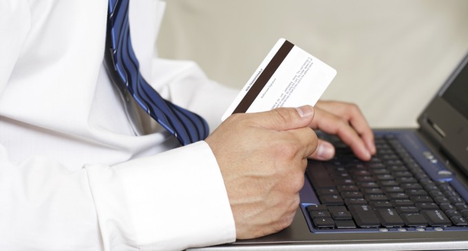 Click to Community: herramienta clave en E-commerce