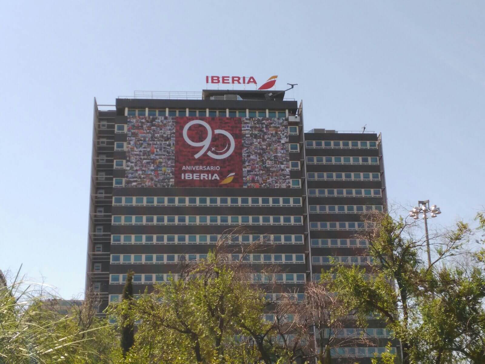 Iberia celebra el 90 aniversario y su puntualidad