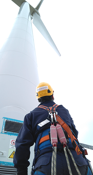 La prevención en la energía eólica y solar.