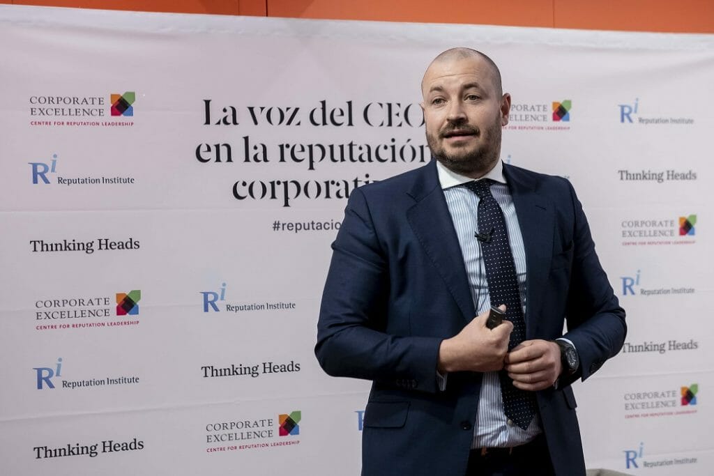 Daniel Romero-Abreu, presidente y fundador de Thinking Heads, en el evento "La Voz del CEO en la reputación corporativa".