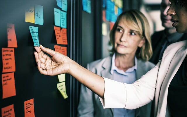 Smart Women, programa sobre el liderazgo femenino.