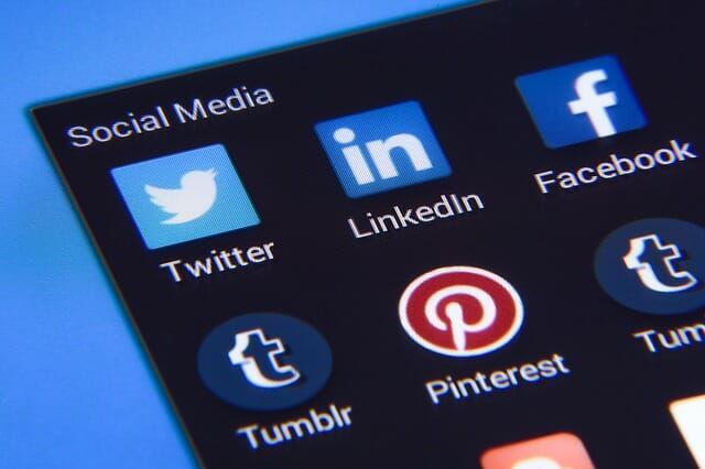 Banca y Seguros dominan el ranking de identidad digital corporativa.
