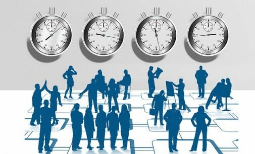 Todos a fichar, el análisis de la ‘ley del fichaje’ en las empresas