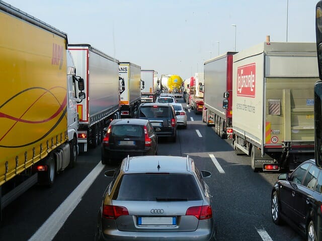 Logística, transporte de mercancías por carretera.