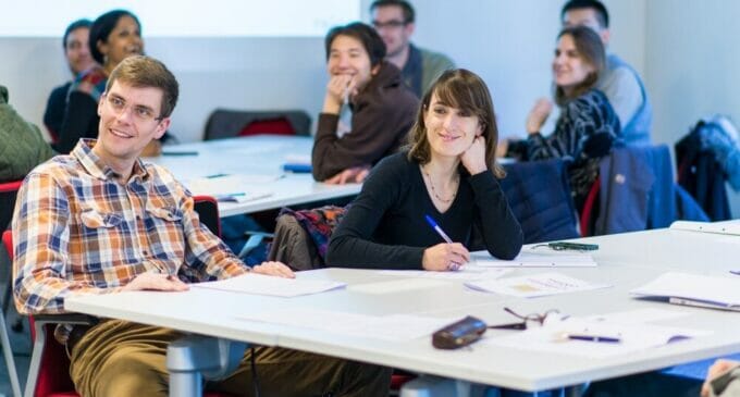 IESE: formación e inversión en sus propios alumnos emprendedores