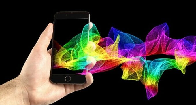 El smartphone es la tecnología más valiosa para luchar contra la pobreza