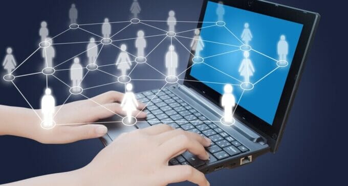No cometas estos 7 errores en tus redes profesionales si buscas un trabajo