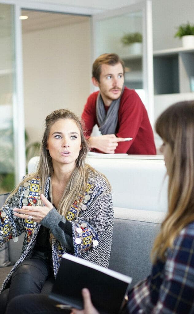 El liderazgo femenino se hace notar en la comunicación de las empresas.