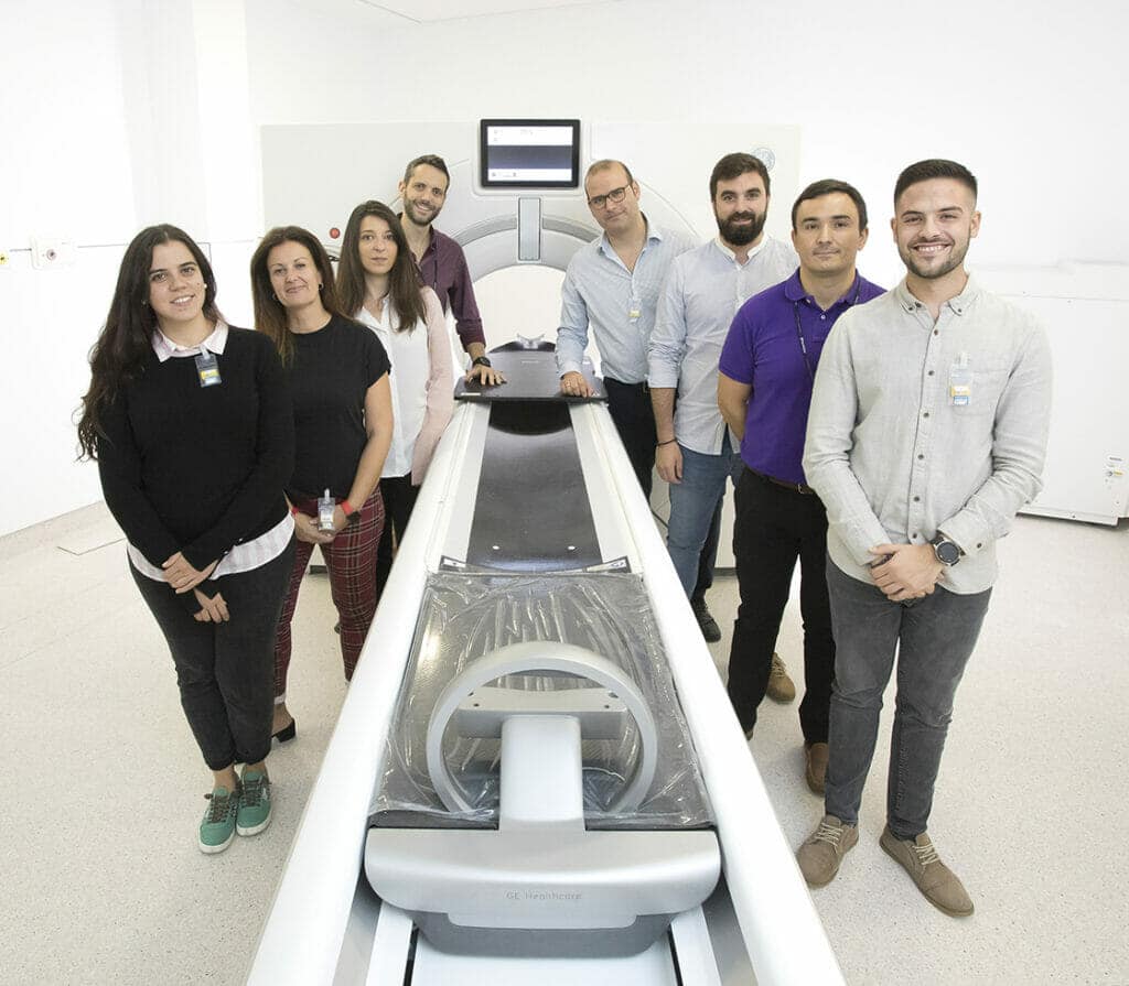 Equipo técnico de la Protonterapia de Quirónsalud.