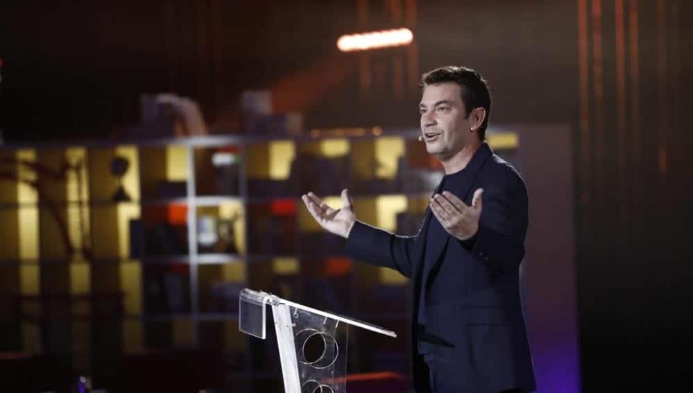 Arturo Valls dirigió Grandes Profes 2020