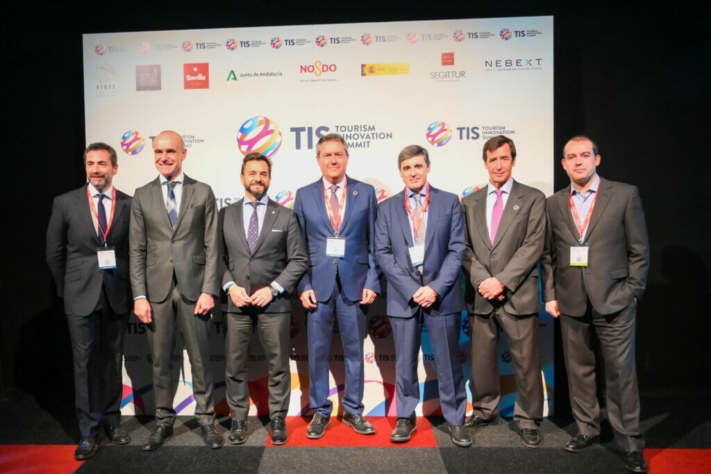 Presentación Oficial TIS - Tourism Innovation Summit