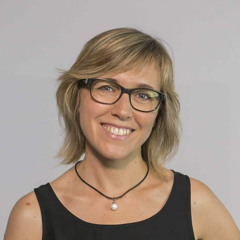Eva Rimbau Profesora de los Estudios de Economía y Empresa de la UOC.