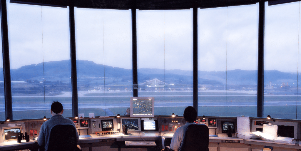 Torre de control de tráfico aéreo