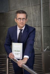 Pablo Foncillas, autor de Fact Energy‭, ‬la sostenibilidad que viene‭ (‬Deusto‭)