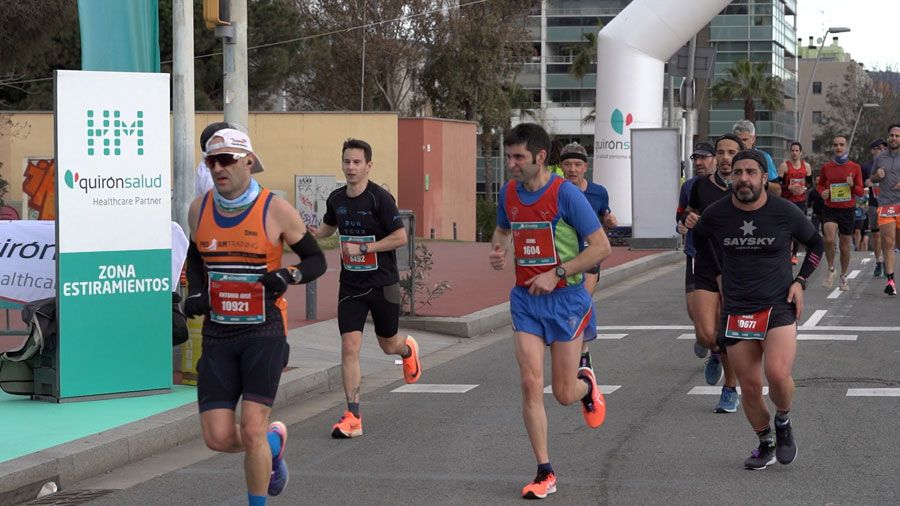 Quirónsalud-Healthcare-Partner-de-la-eDreams-Mitja-Marató-de-Barcelona-2023