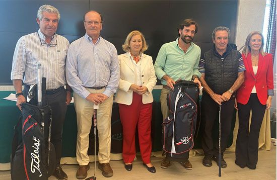 Dr-Manuel-Ajuria-en-un-torneo-de-golf-a-beneficio-de-enfermos-de-ELA