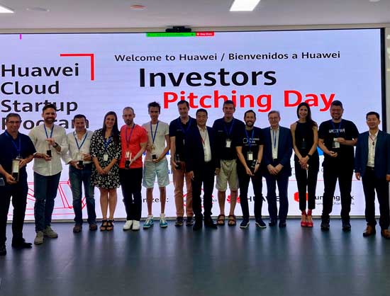 Huawei_Pitching-Day