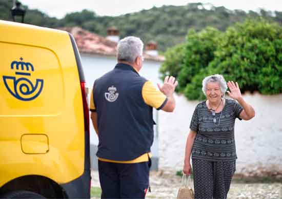 acuerdo-Correos-y-Santander-para-la-entrega-de-efectivo