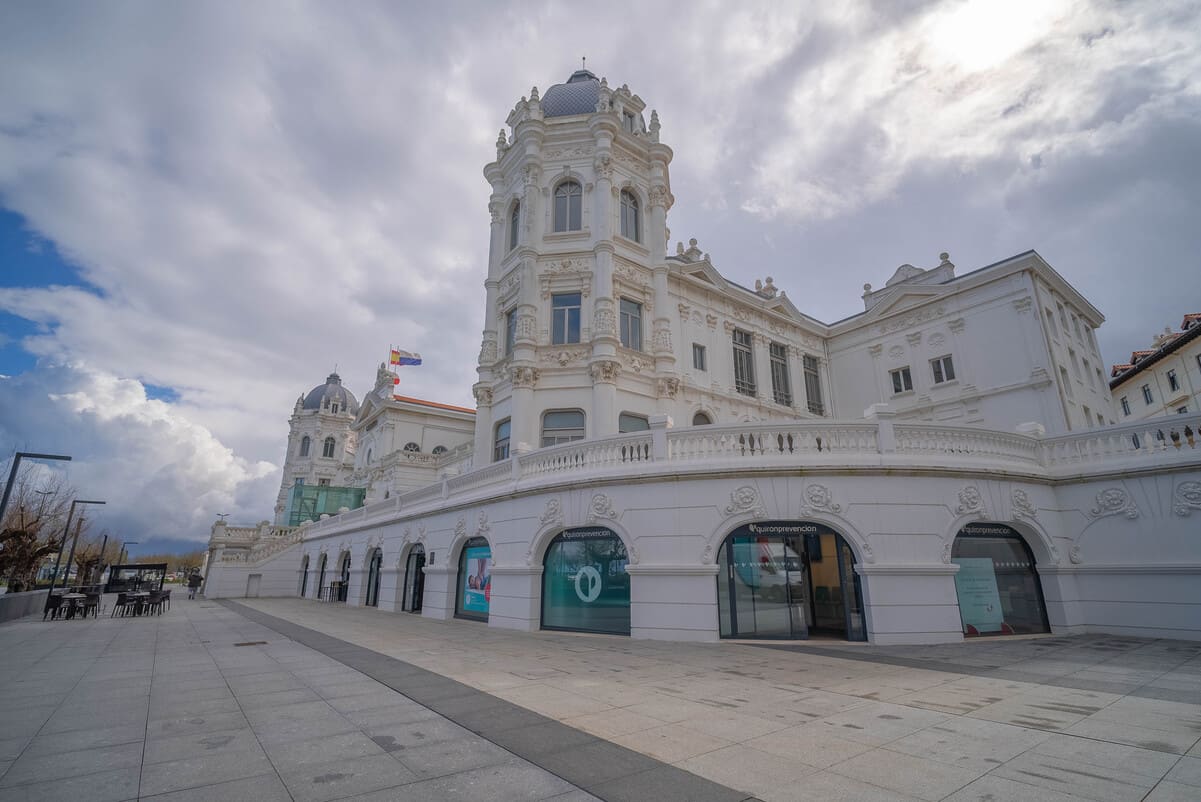 Quirónprevención sigue expandiéndose: abre en Santander un Centro Médico Polivalente