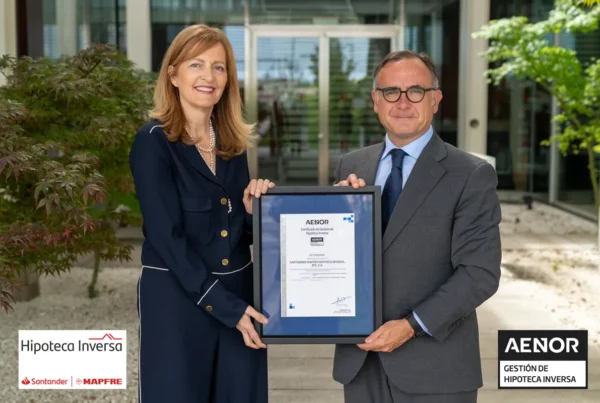Aenor Hipoteca Inversa de Santander MAPFRE