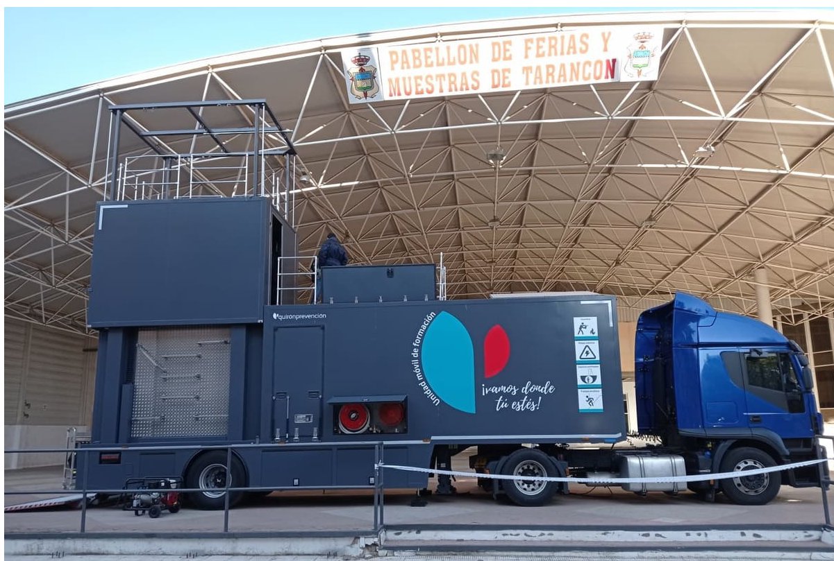 Quirónprevención lleva la formación en seguridad laboral hasta donde haga falta gracias a su Unidad Móvil