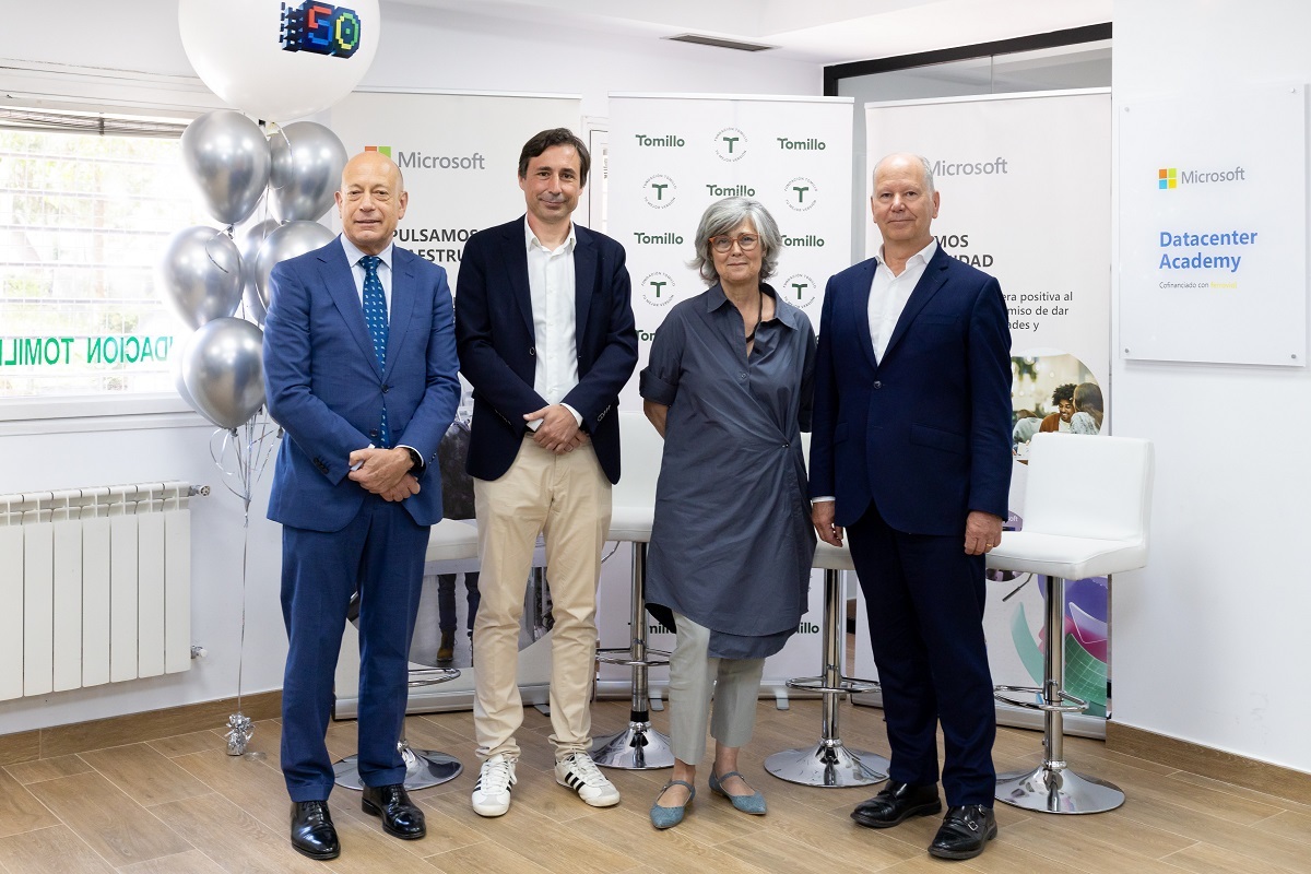 Microsoft y Fundación Tomillo lanzan Data Center Academy en España