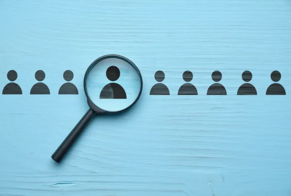 búsqueda del primer empleo