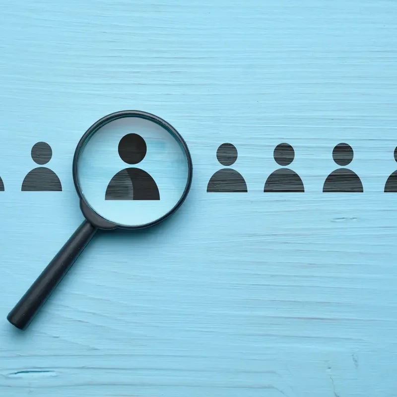 búsqueda del primer empleo