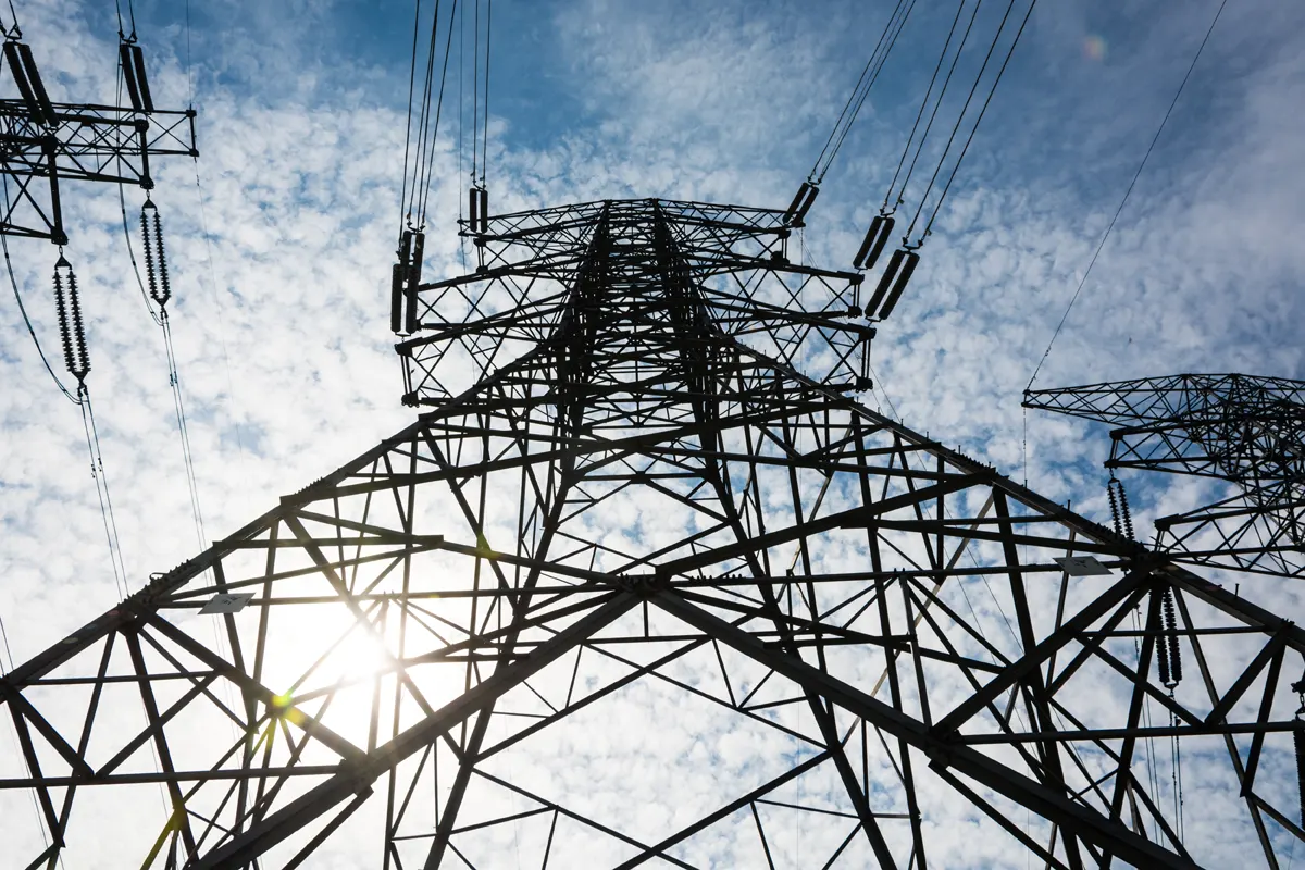 El precio de la luz, hoy 21 de mayo de 2025 sube ligeramente