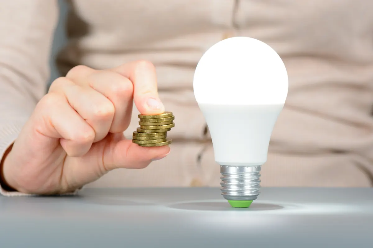 Cae bruscamente el precio de la luz, hoy 22 de mayo de 2025
