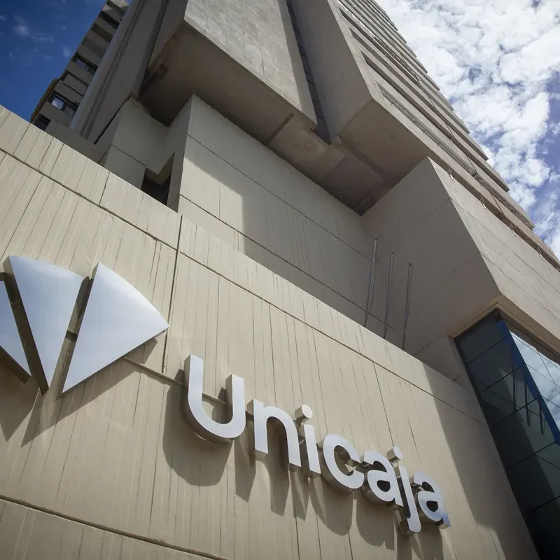 unicaja clientes mayores de 60 años