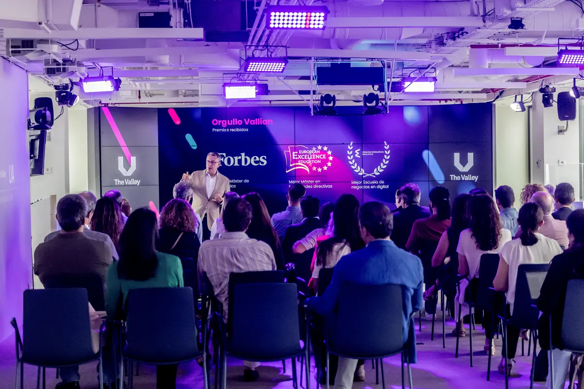 El primer Top Management Summit de The Valley debate cómo liderar en tiempos de disrupción