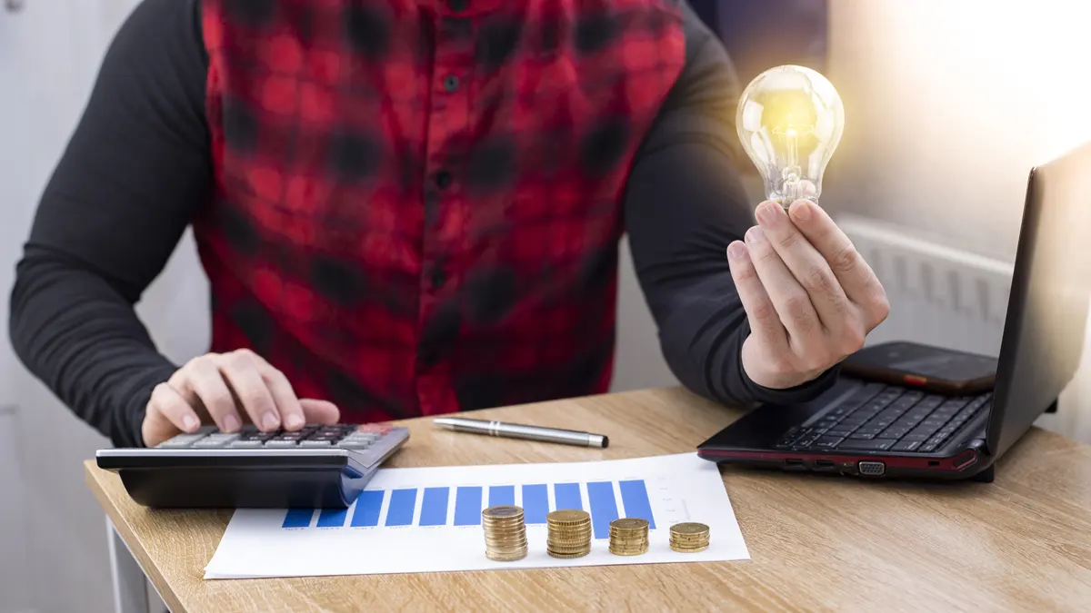 Rebaja considerable en el precio de la luz, hoy 24 de julio de 2025