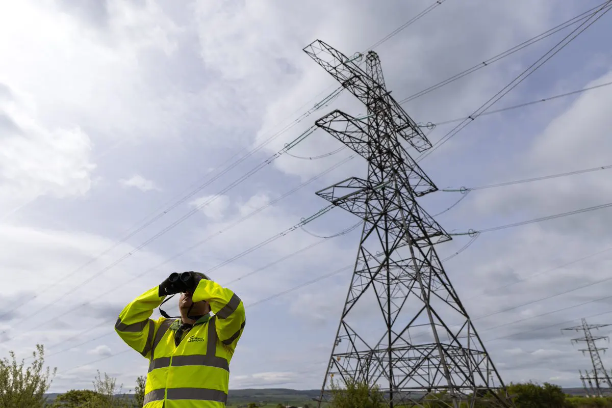Iberdrola amplía capital y gana un 20% más en el primer semestre del año