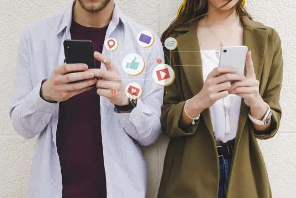 Redes sociales y empleo