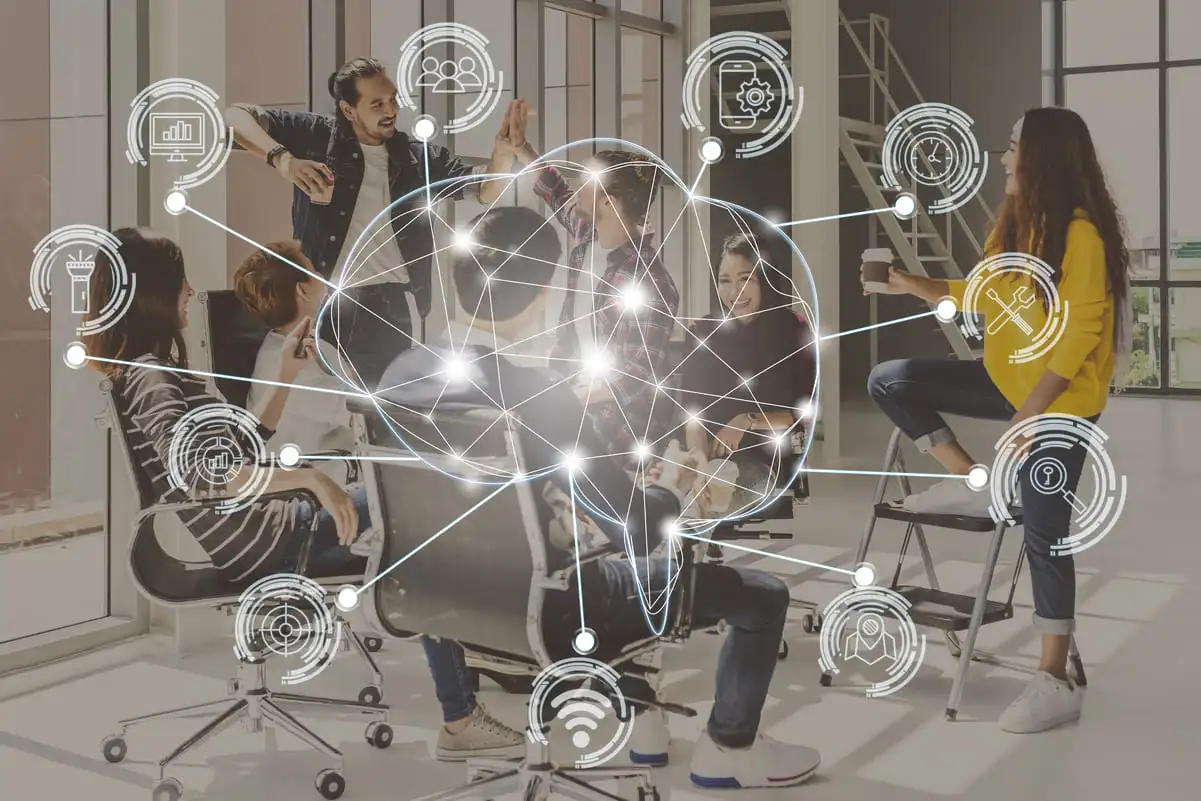 Cómo la inteligencia artificial está revolucionando la comunicación empresarial