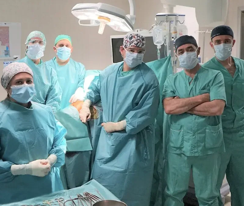 equipo quirurgico sarcomas ruber internacional