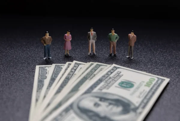 salarios y perfiles directivos