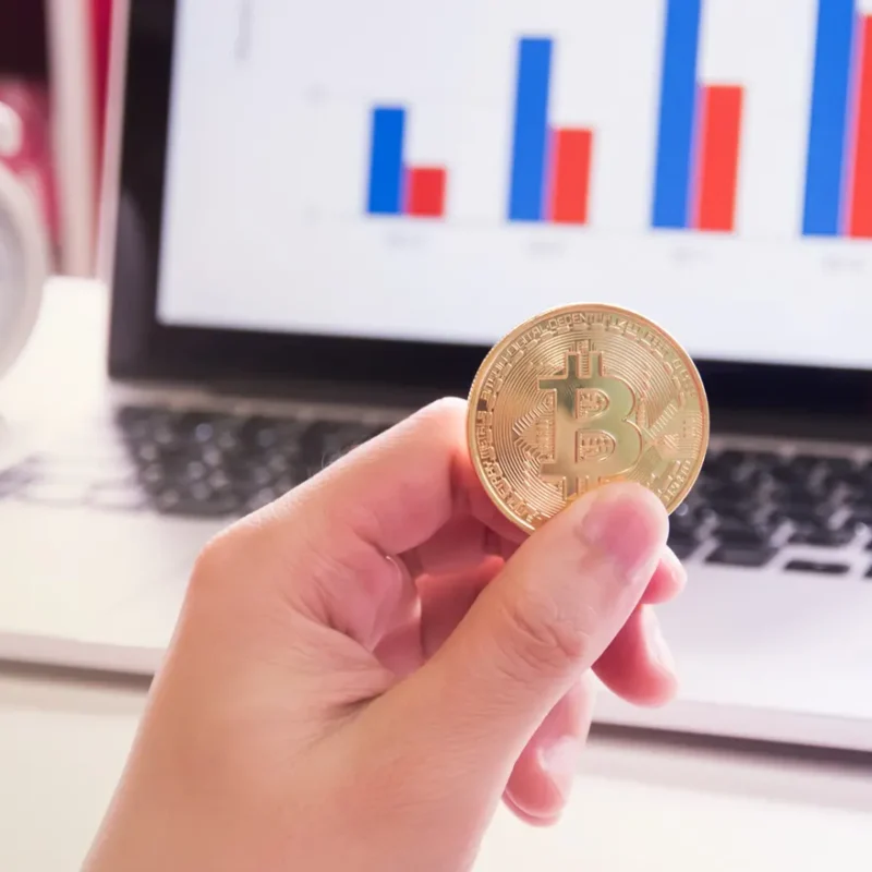 Openbank permite invertir en criptomonedas en su app