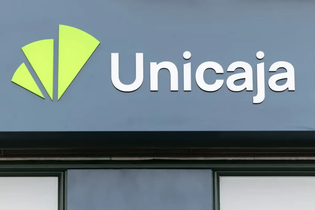 Unicaja lanza la Requetecuenta digital autónomos